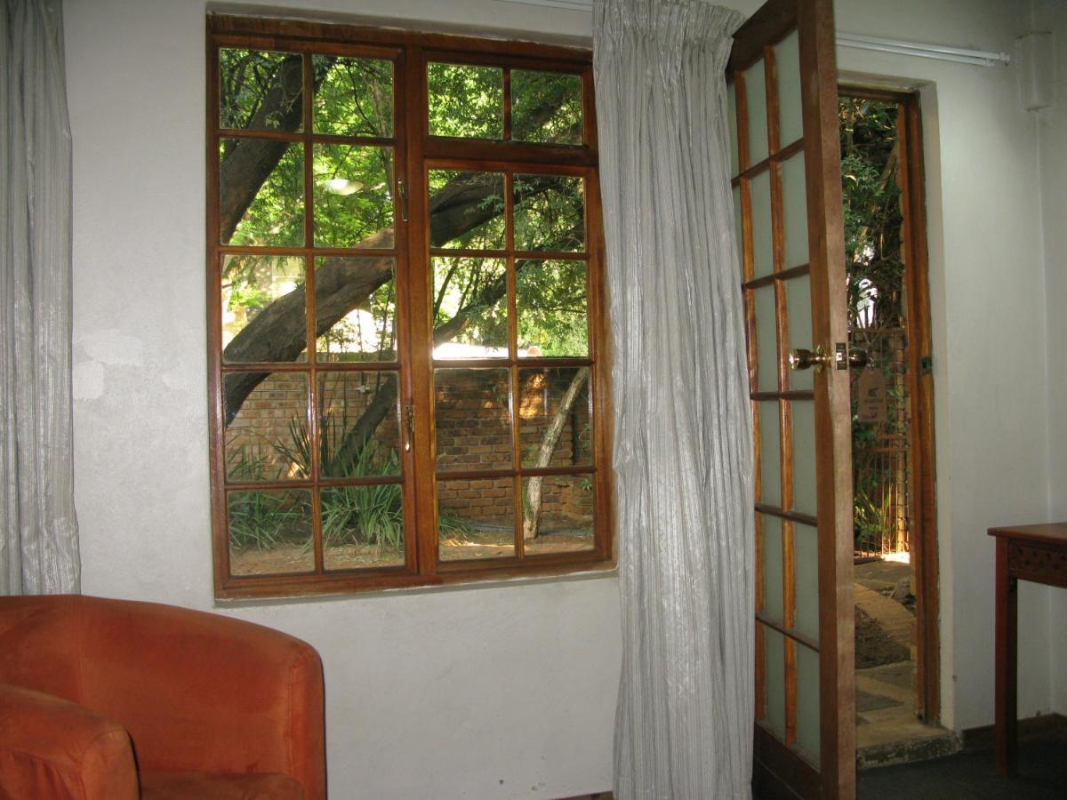 Aero Guest Lodge Kempton Park Exteriér fotografie